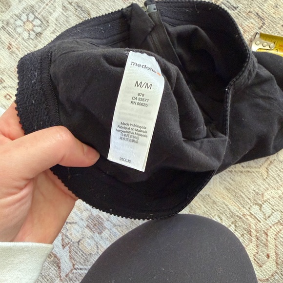 Medela Pumping Bras in Cream, Black, and White - Picture 6 of 8